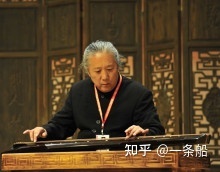 武汉市古琴演奏家（杨青）的演奏特点与风格